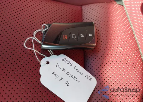 2025 Lexus Nx 350 Premium z USA, uszkodzony, nr VIN JTJGGCEZ5S2019330